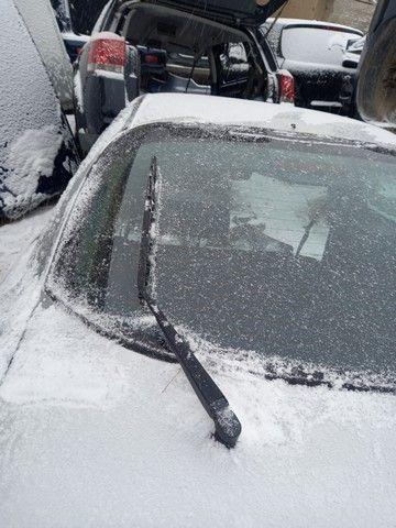 Моторчик заднего стеклоочистителя (дворника) 1PRI7R Mitsubishi Carisma - Фото 2