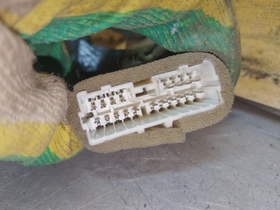 Проводка двигателя LL6O2Y Mitsubishi Carisma купить на авторазборке