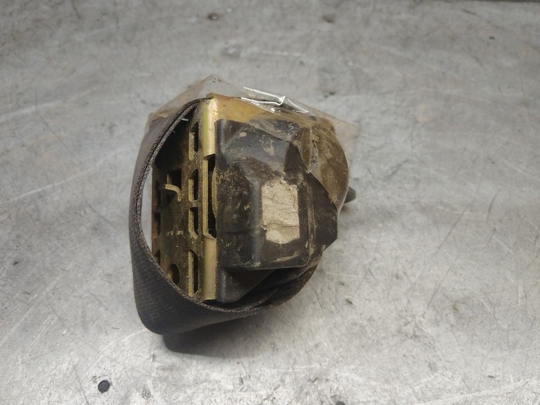 Ремень безопасности задний правый 6QDKFI Peugeot 406 - Фото 2