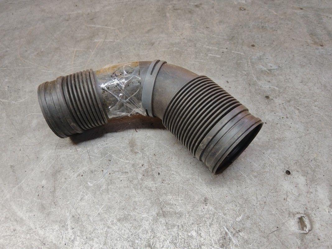 Патрубок воздушного фильтра 9YK8LY Volkswagen Golf купить