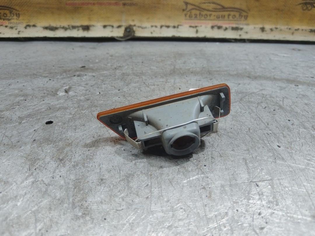 Повторитель передний правый W967JQ Peugeot 605 - Фото 3