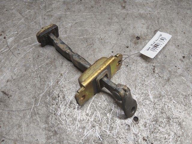 Ограничитель открывания двери задней 8P4SQW Hyundai Matrix купить