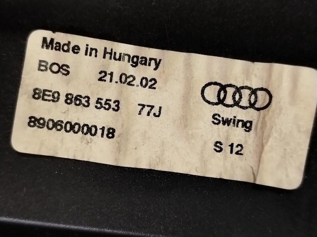 Шторка багажника 5C8RZ7 Audi A4 - Фото 9