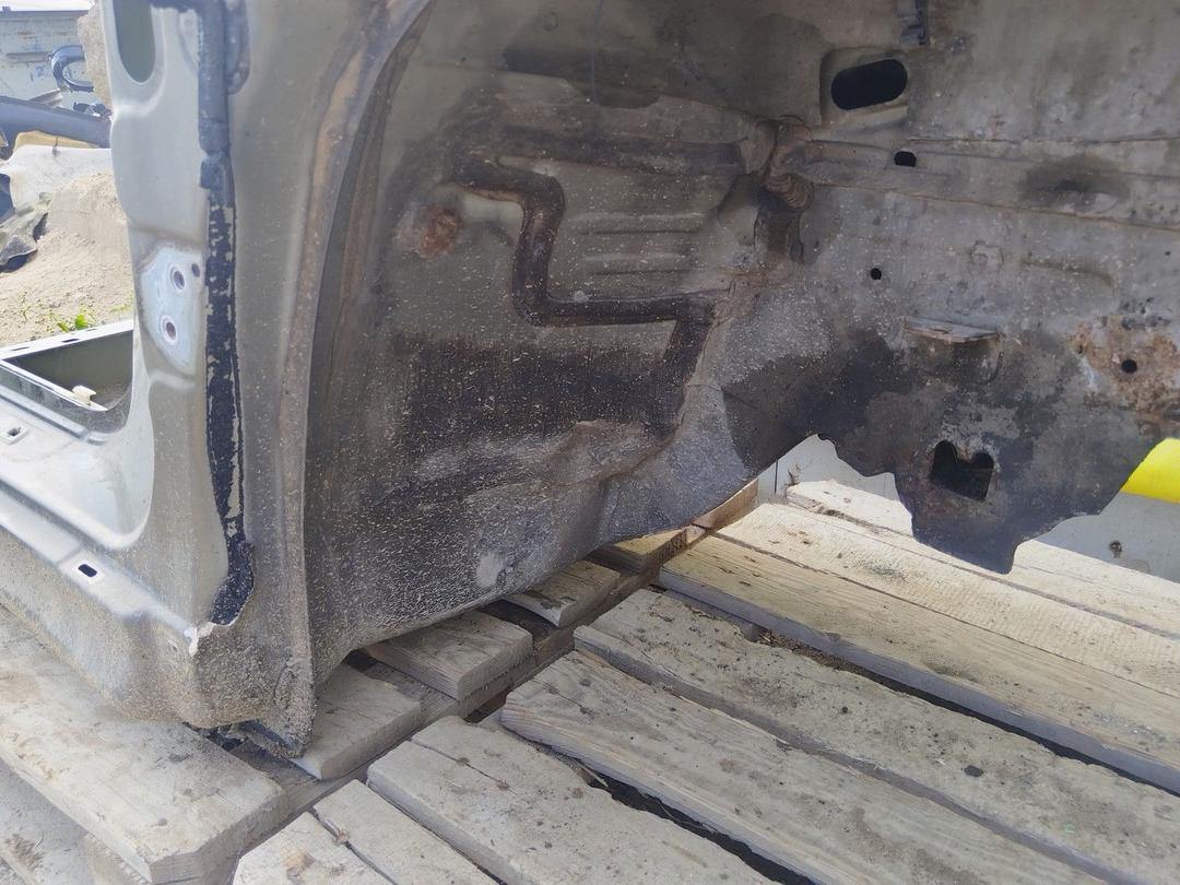 Стойка кузовная передняя правая SKO3BS Citroen C5 купить в магазине запчастей бу