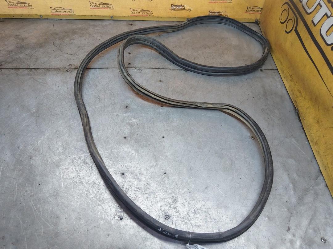 Уплотнитель двери сдвижной 7TW9QR Peugeot Partner - Фото 1