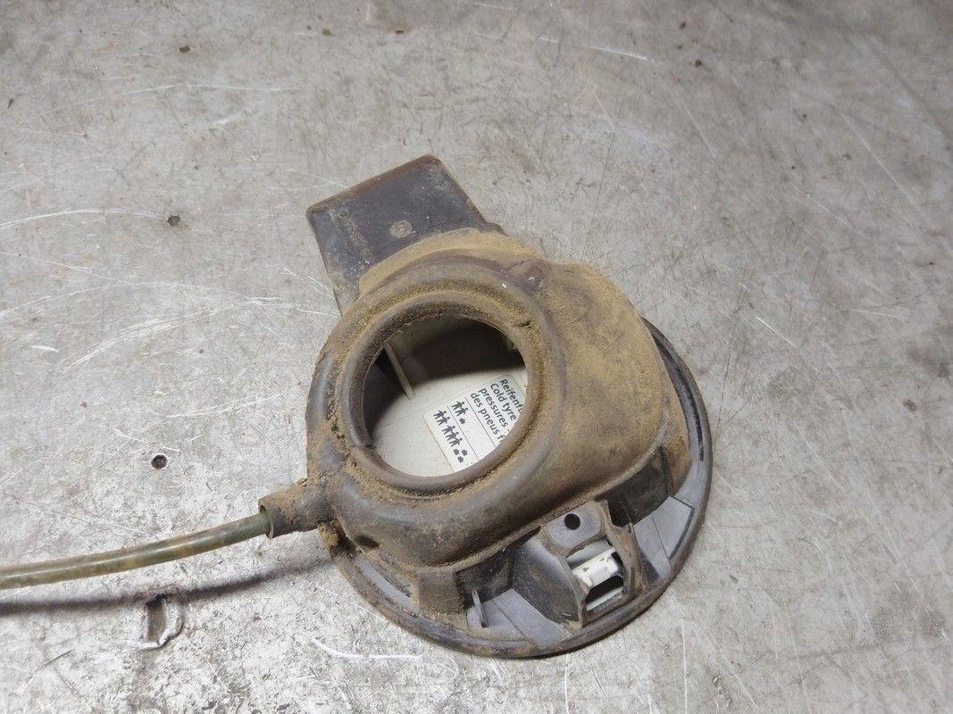 Лючок топливного бака 1GE6YN Volkswagen Passat - Фото 3