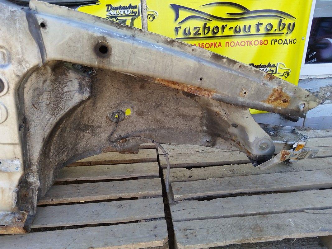 Стойка кузовная передняя правая JR30EG Volkswagen Golf купить с доставкой