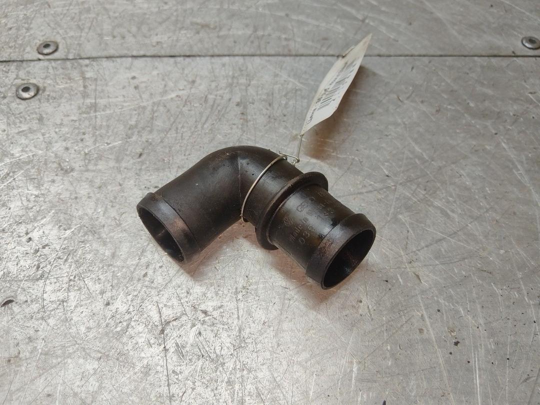 Патрубок вентиляции картера 4R6JYD Volkswagen Passat - Фото 1