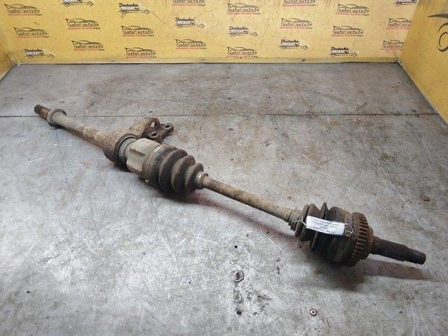 Полуось передняя правая (приводной вал, ШРУС) CDHIGH Mazda 323F