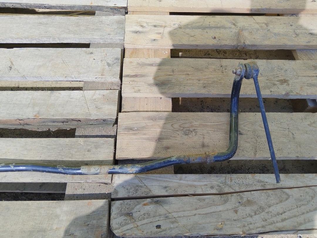 Стабилизатор подвески (поперечной устойчивости) передний Y8CTHX Skoda Roomster купить с доставкой