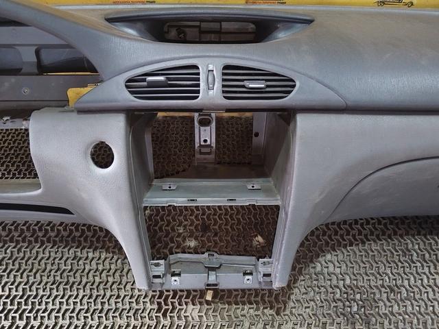 Панель передняя салона (торпедо) H8C2XX Renault Laguna купить с доставкой