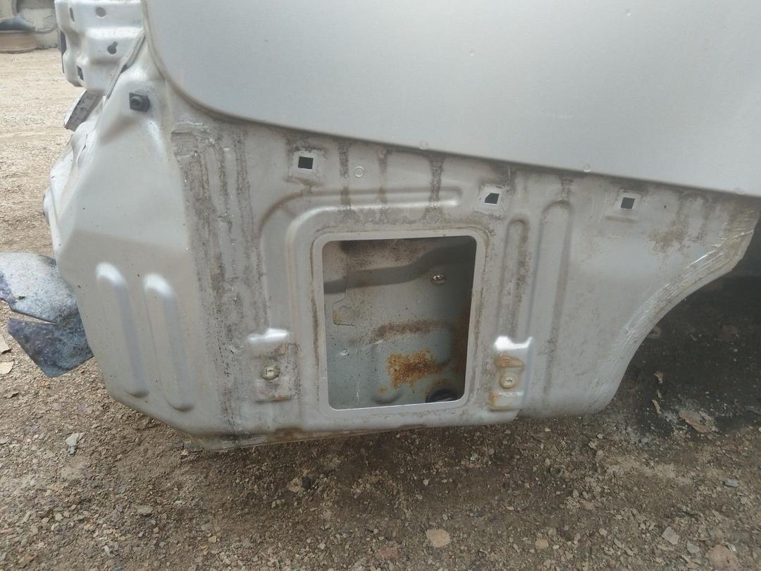 Крыло заднее правое 994FW9 Mitsubishi Grandis купить на авторазборке