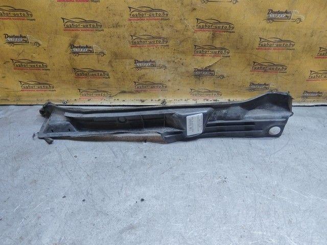 Пыльник крыла переднего левого G1U192 Toyota Avensis