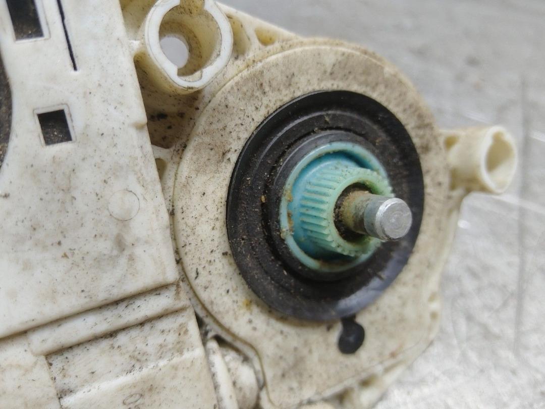 Моторчик стеклоподъемника передний левый RQ30TJ Citroen C4 - Фото 3