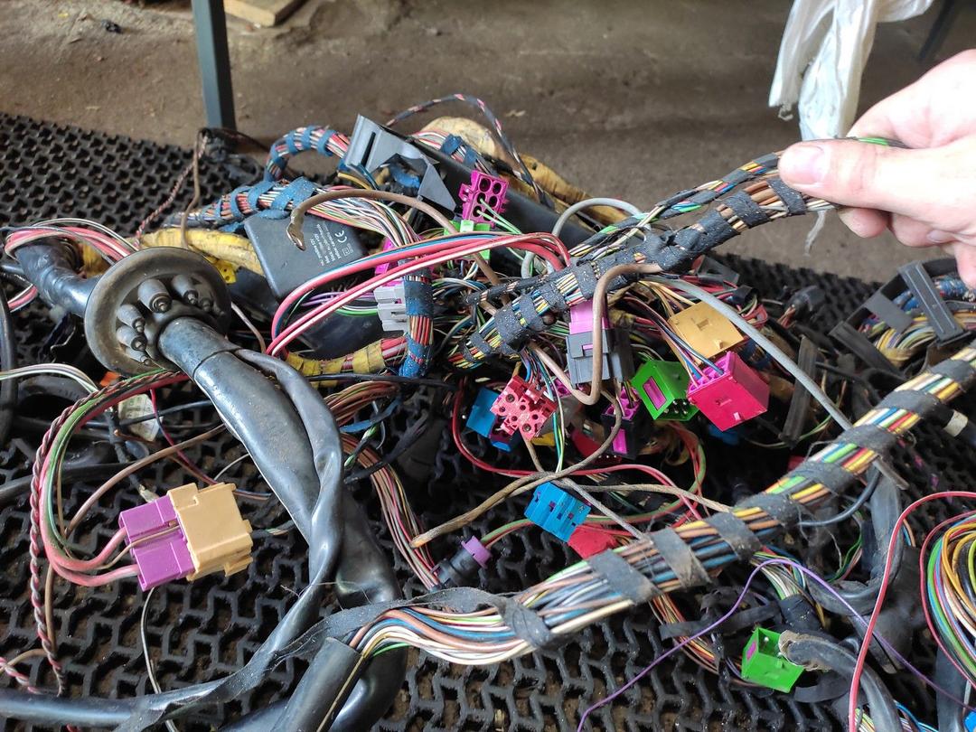 Проводка XH9EVM Audi A6 - Фото 14