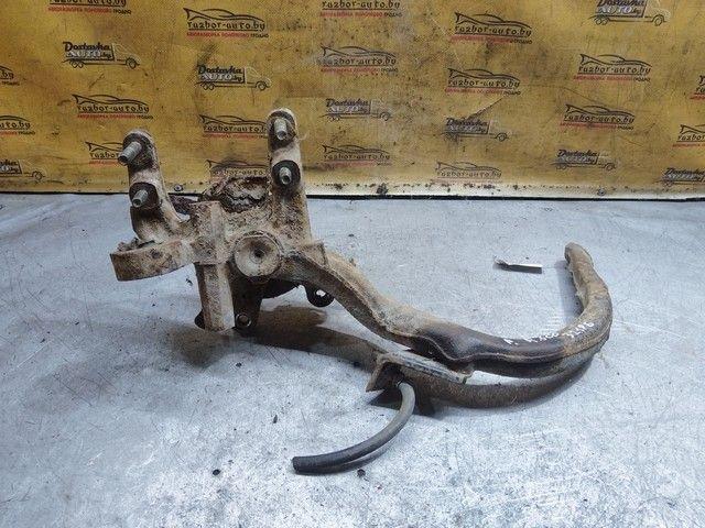 Цапфа задняя (ось ступицы) X5643D Rover 600 купить с доставкой