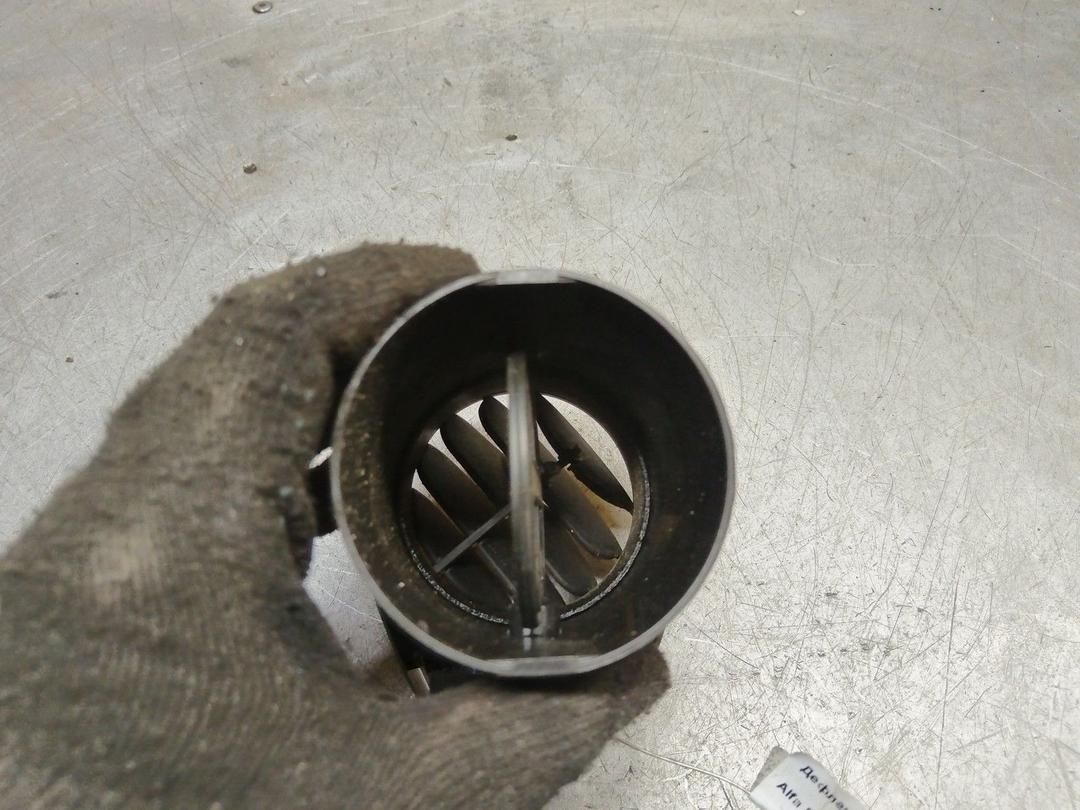 Дефлектор обдува салона YGNZB8 Alfa Romeo 147 купить с доставкой