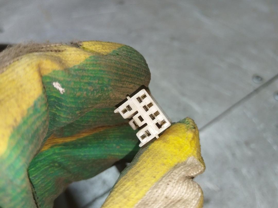 Зеркало наружное левое 3T0N29 Mitsubishi Carisma купить с доставкой