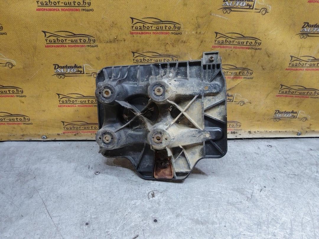 Полка аккумулятора 6T8QRC Seat Toledo купить на авторазборке