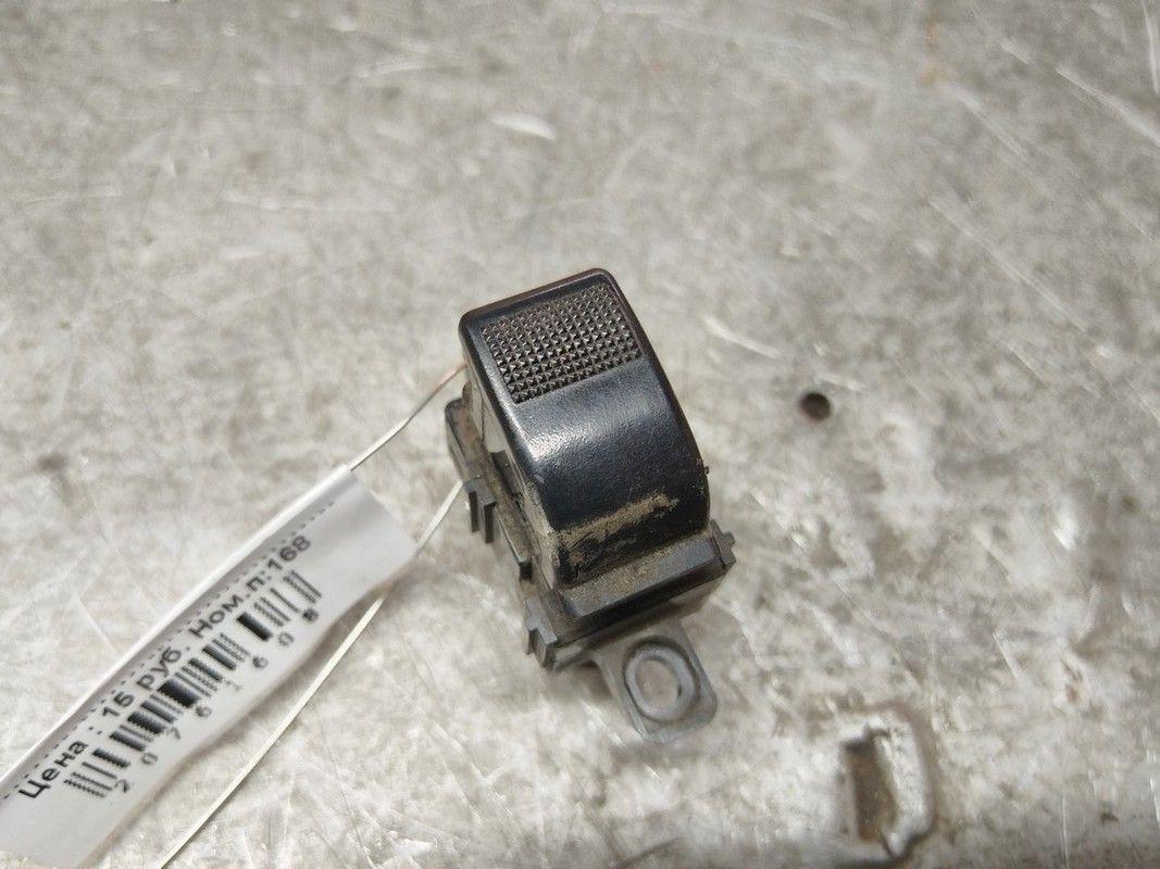 Кнопка стеклоподъемника переднего правого GIK619 Mazda Premacy