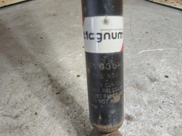 Амортизатор задний правый R83A1H Volvo V50 купить на авторазборке