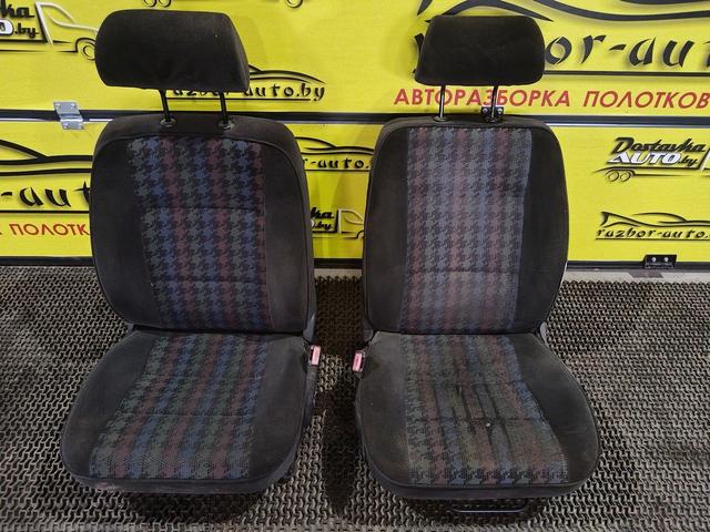 Салон (комплект сидений) ZTAY00 Peugeot 306