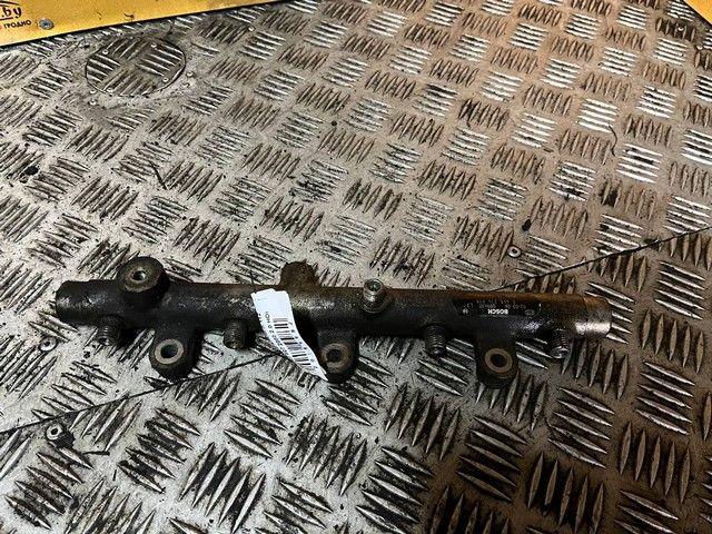 Топливная рампа FAZ586 Peugeot 307 купить с доставкой