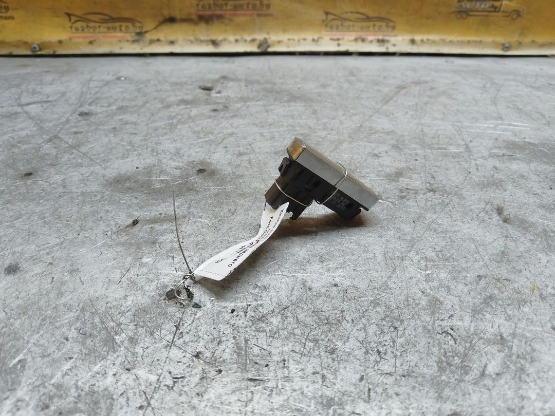 Кнопка подогрева заднего стекла 07F2BB Ford Galaxy купить