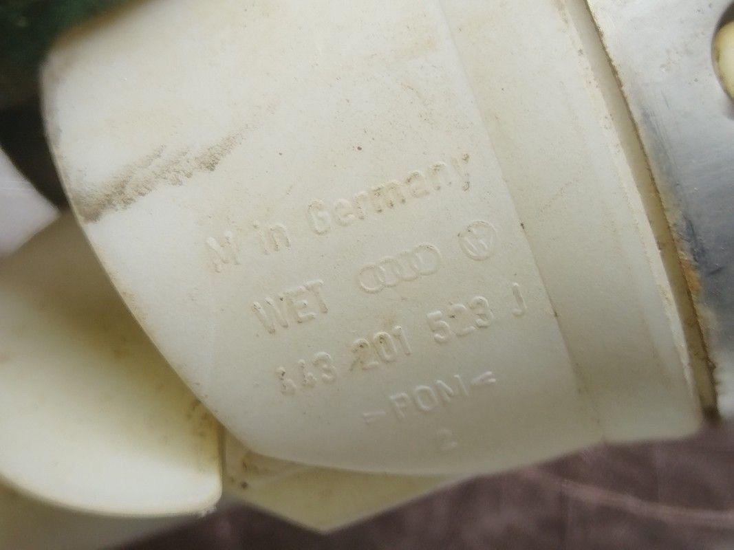 Горловина топливного бака GWYC0Y Audi 100 купить в магазине запчастей бу