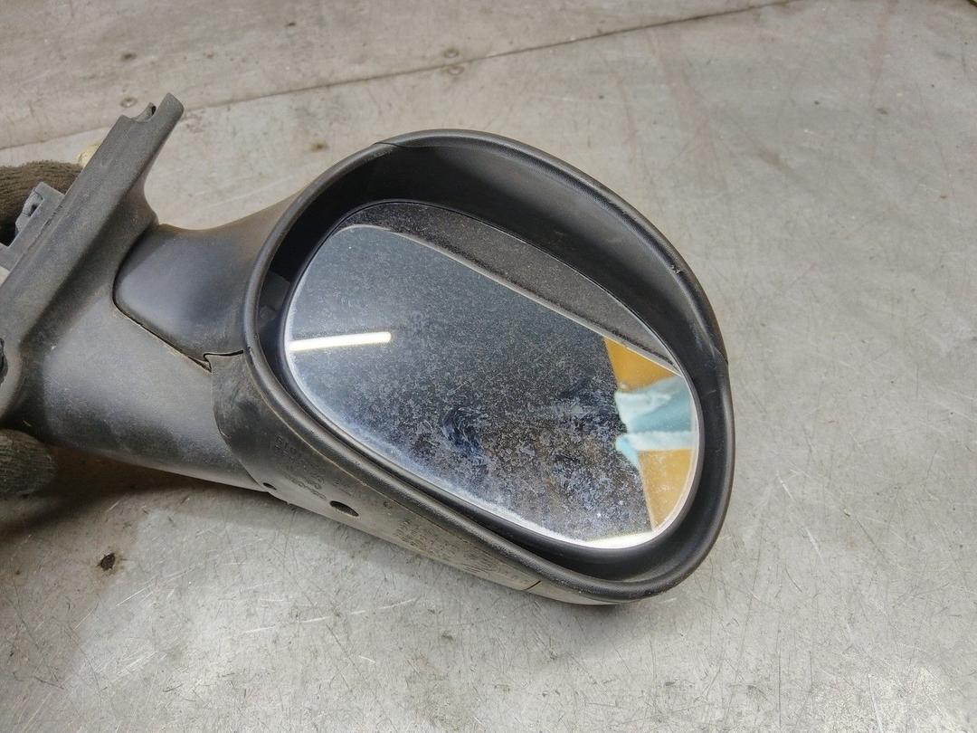 Зеркало наружное правое 31Y7CT Citroen C3 купить на авторазборке