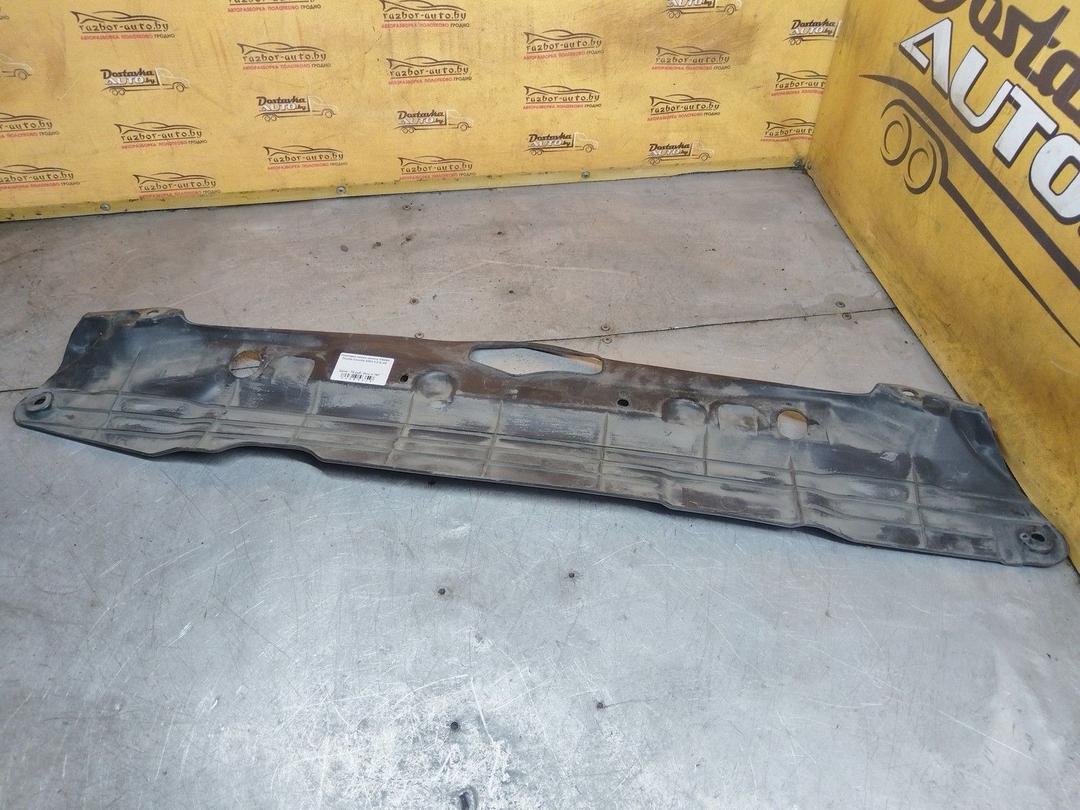 Накладка замка капота I7509D Toyota Corolla купить в магазине запчастей бу