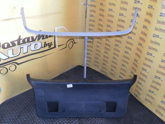 Обшивка крышки багажника O2U8J4 Volkswagen Passat