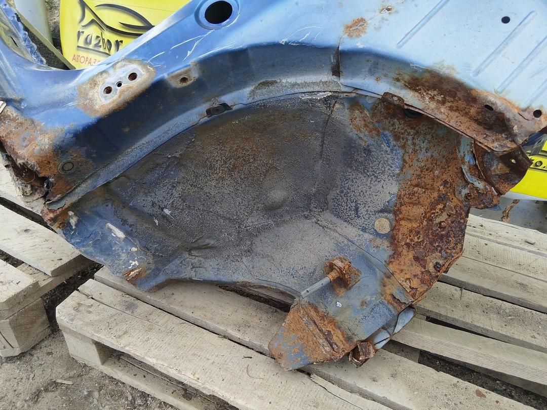 Стойка кузовная передняя правая B95V68 Toyota Corolla Verso купить в магазине запчастей бу