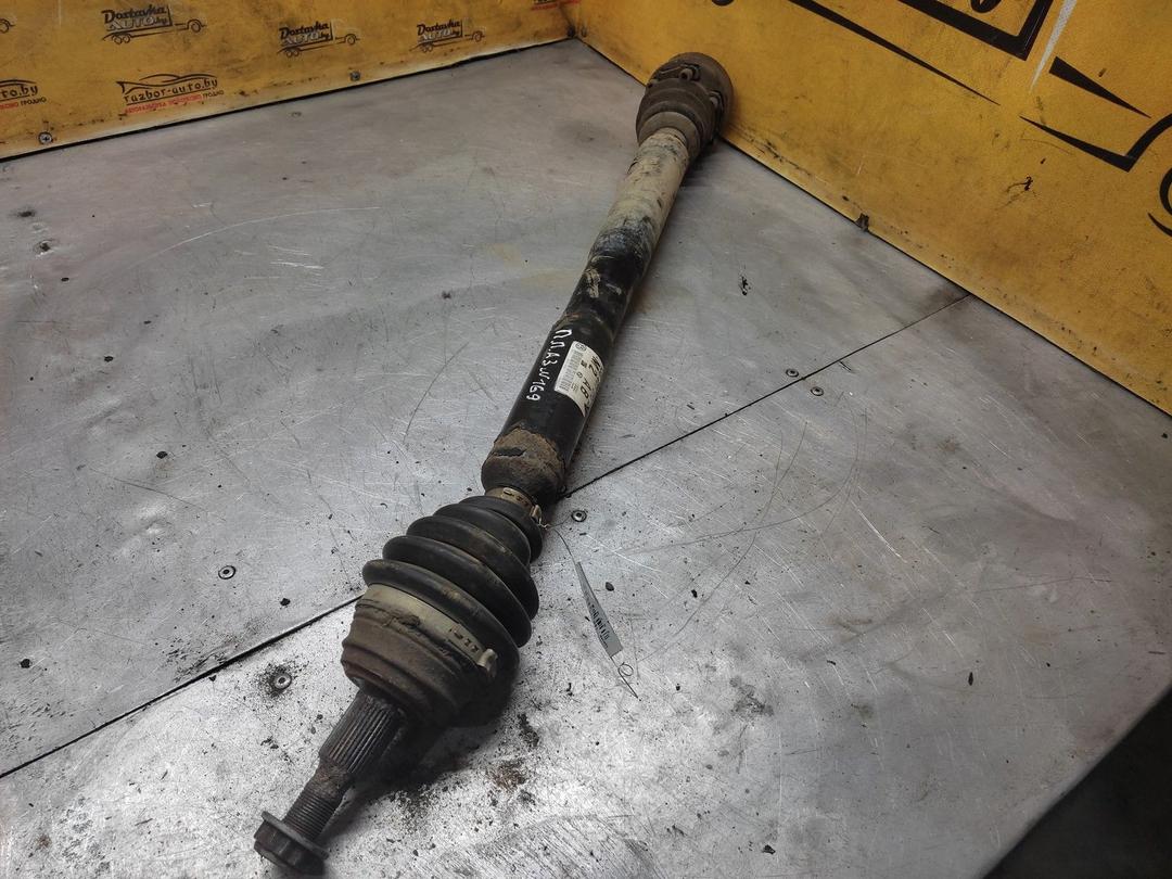 Полуось передняя правая (приводной вал, ШРУС) K709SP Audi A3