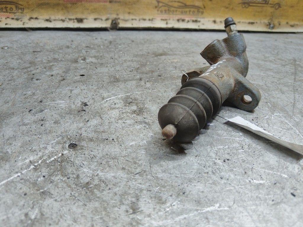 Цилиндр сцепления рабочий UYTI7R Mitsubishi Carisma - Фото 2