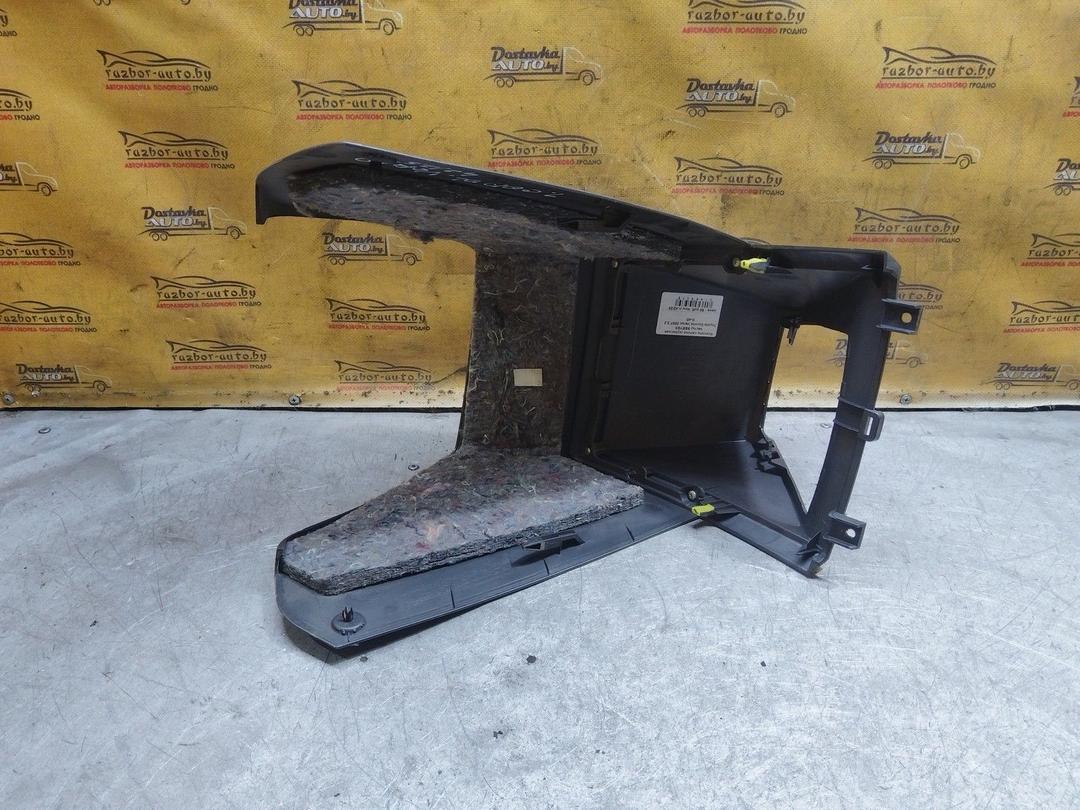 Консоль салона (кулисная часть) SEEYG3 Toyota Corolla Verso купить с доставкой