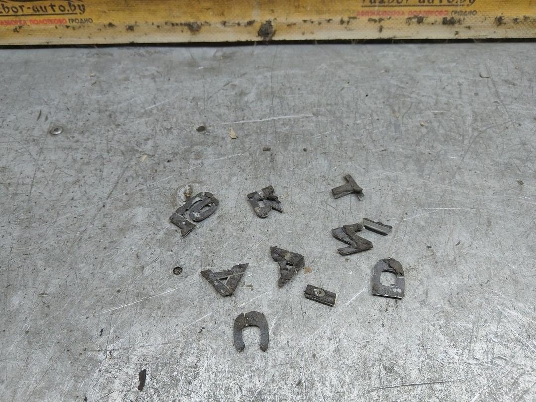 Эмблема XQEB56 Opel Zafira купить