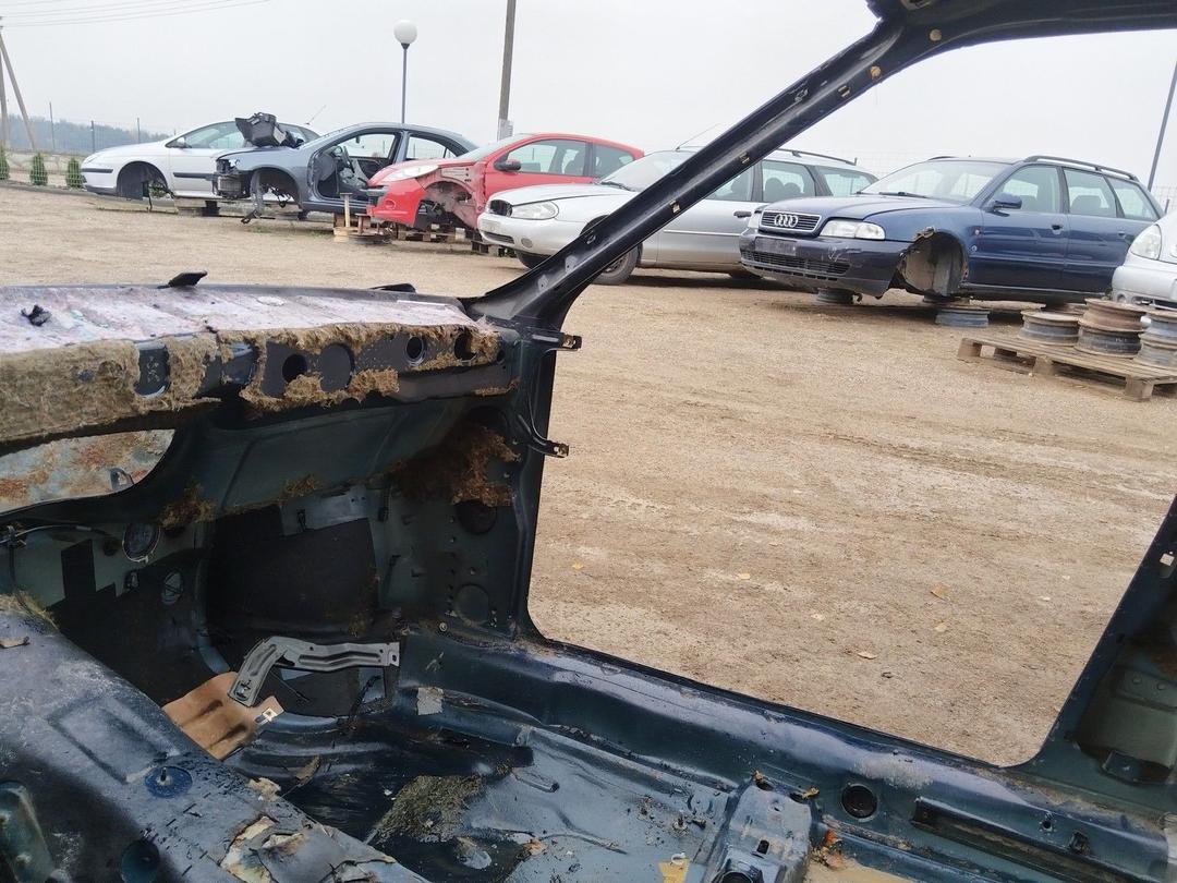 Стойка кузовная передняя правая Z5HG20 Audi 100 купить на авторазборке