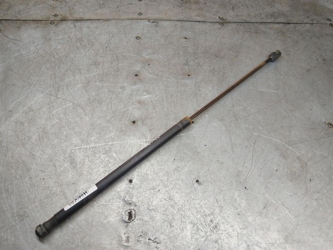 Амортизатор крышки багажника (3-5 двери) 2Y4SPA Ford Focus