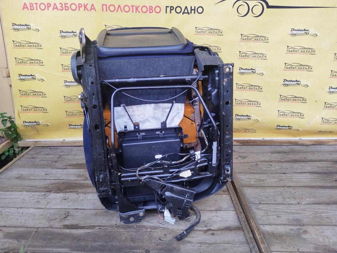 Сиденье переднее правое 86QFPD Fiat Stilo undefined