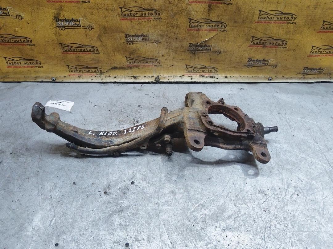 Кулак поворотный левый YM3SBD Rover 600