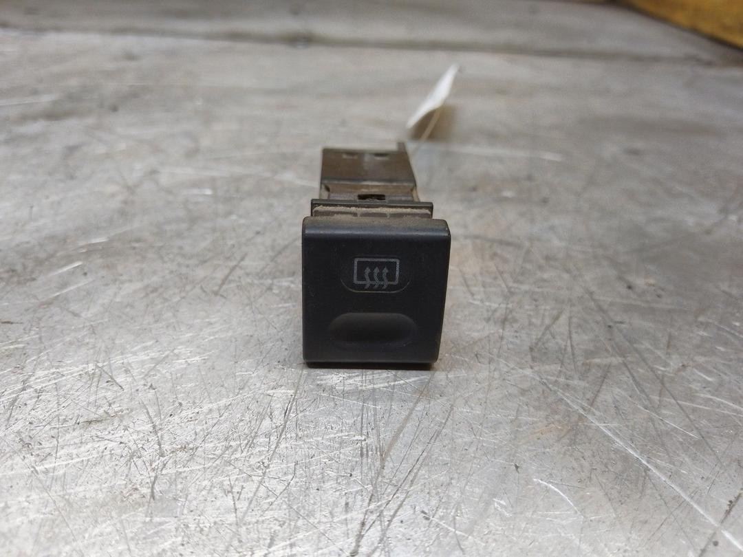 Кнопка подогрева заднего стекла YGCSN9 Citroen Saxo