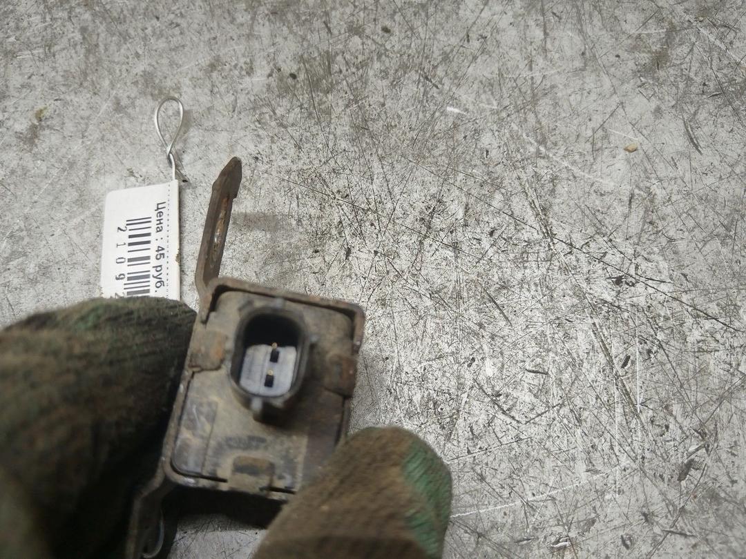 Датчик удара 3VNA2Z Toyota Corolla - Фото 4