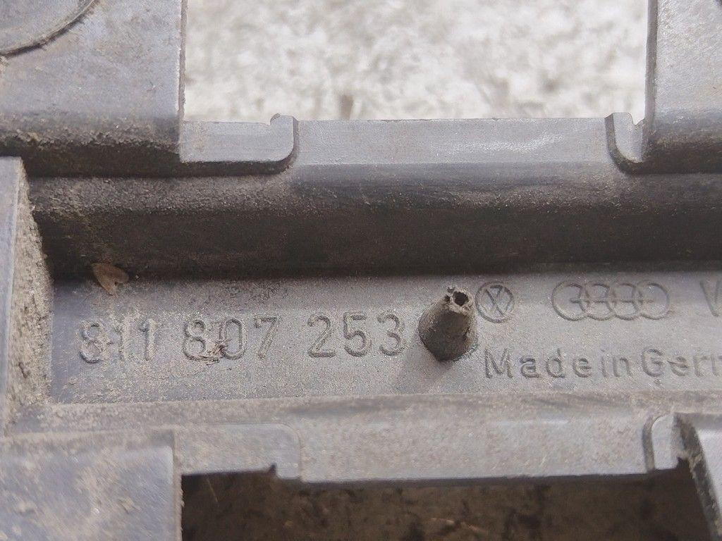 Кронштейн крепления бампера заднего YDI1XB Audi 100 - Фото 4