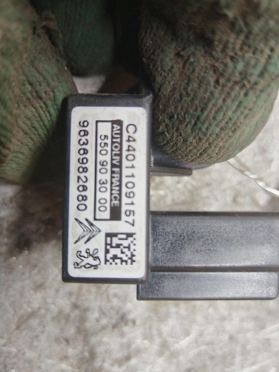 Датчик удара 0MZS5B Peugeot 407 купить в магазине запчастей бу