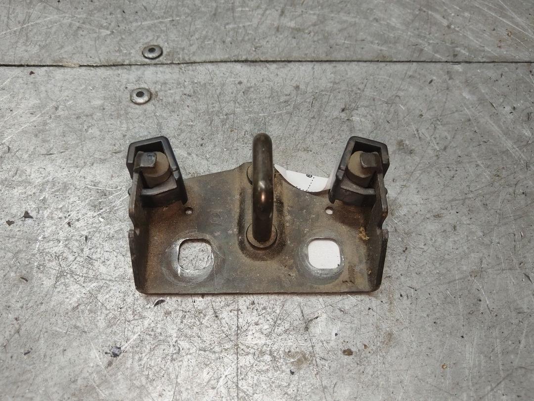 Ответная часть замка багажника X20P62 Citroen Xsara Picasso