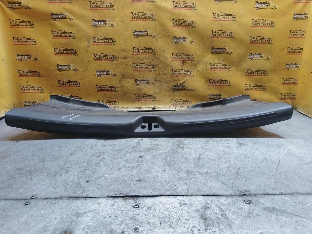 Накладка замка багажника 6KJK23 Honda Accord купить