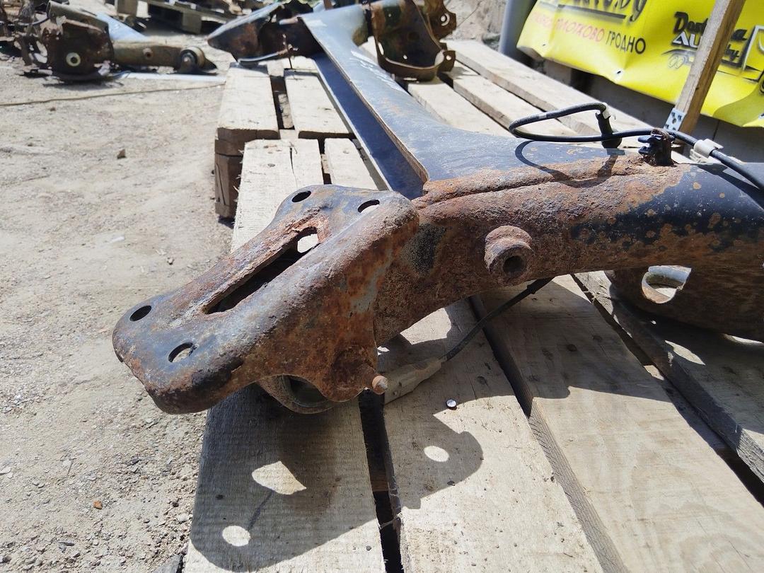 Балка подвески задняя CRMREY Peugeot 307 undefined