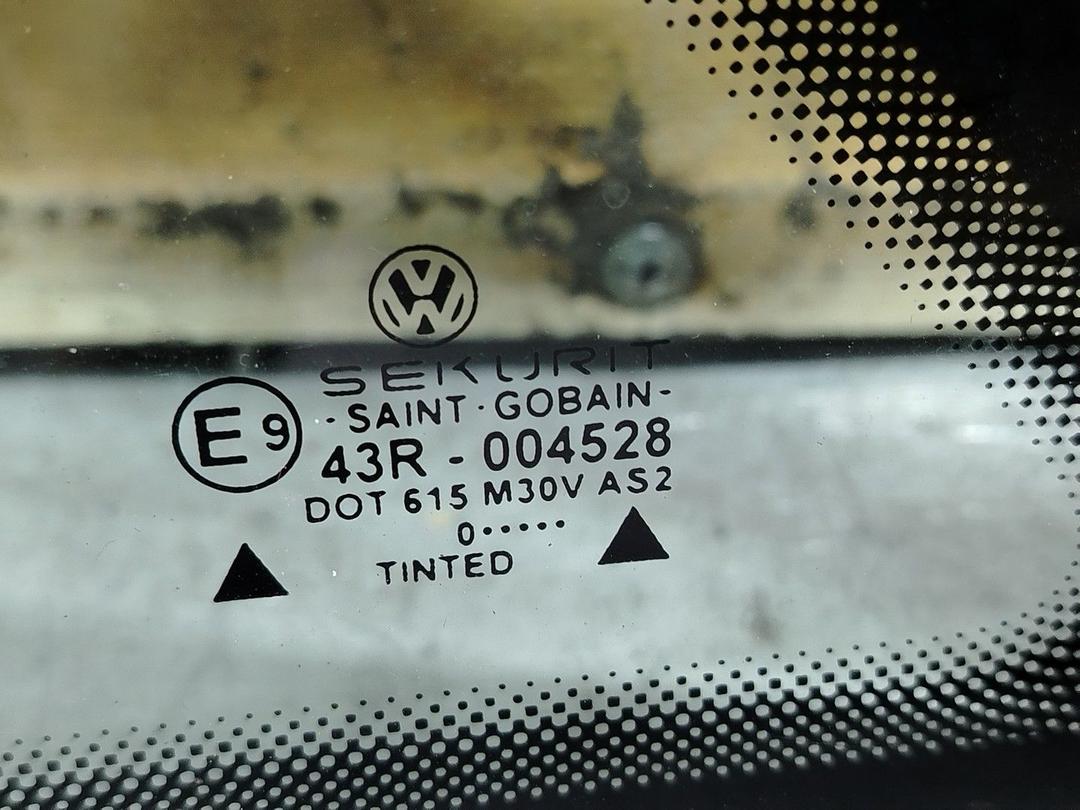 Стекло кузовное боковое левое B627U2 Volkswagen Beetle - Фото 3