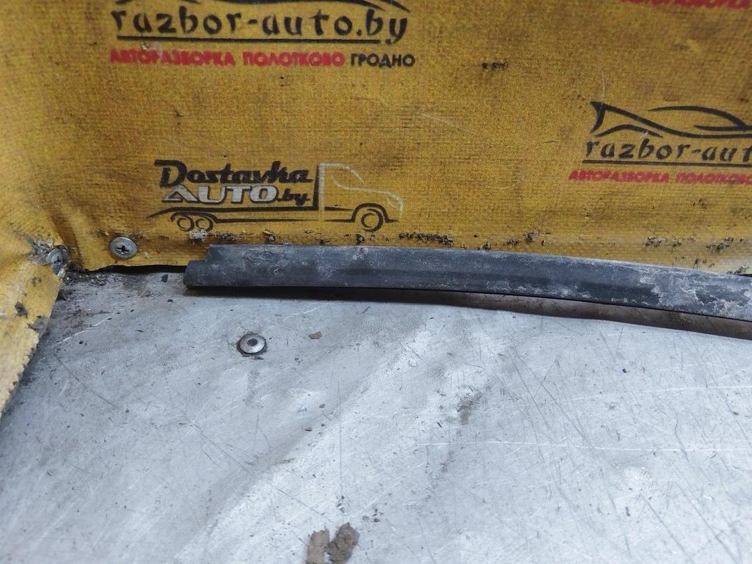 Молдинг стекла лобового 5SO7K4 Volvo S60 купить с доставкой